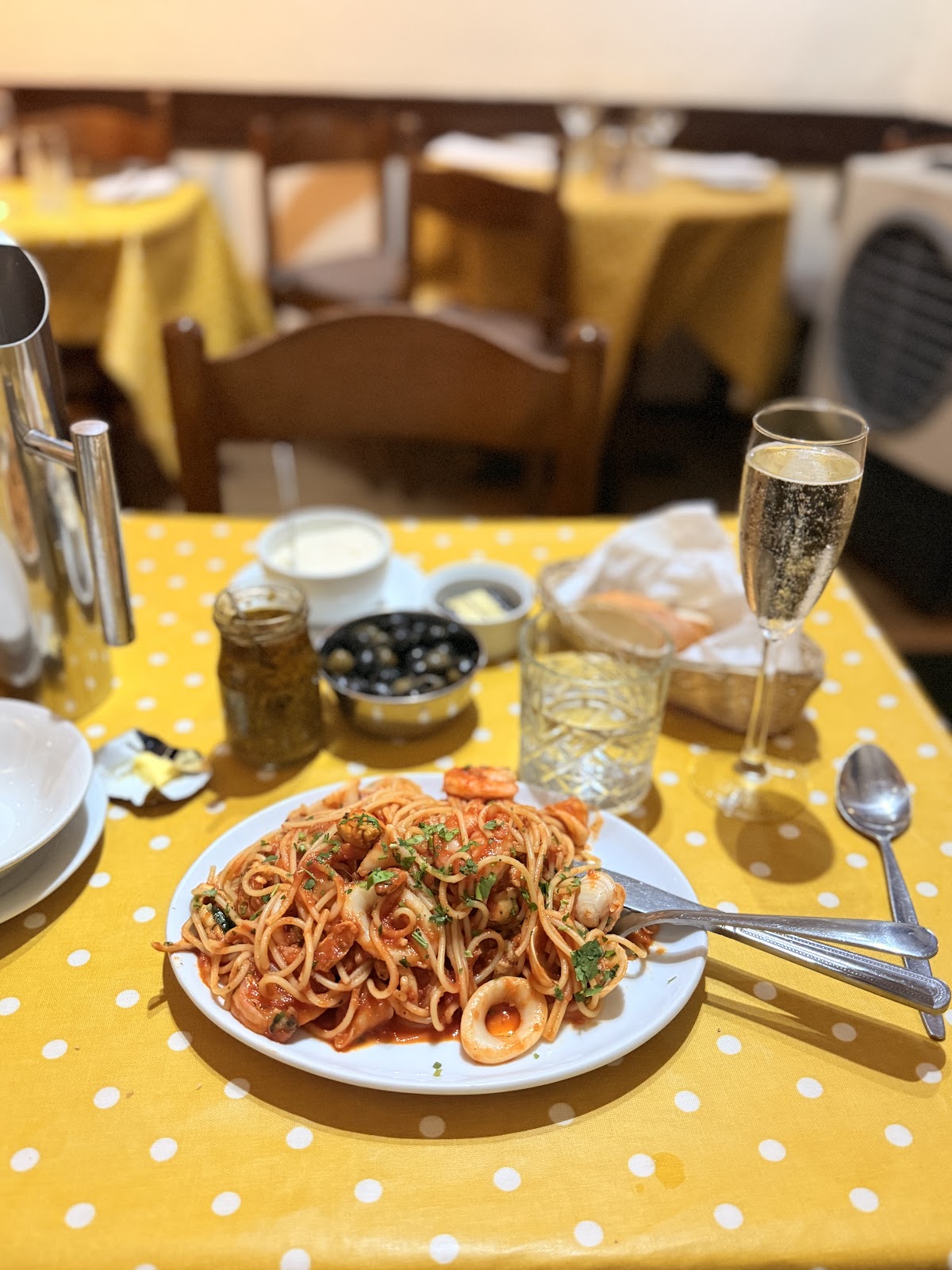 Spaghetti with seafood in tomato sauce at Anacapri